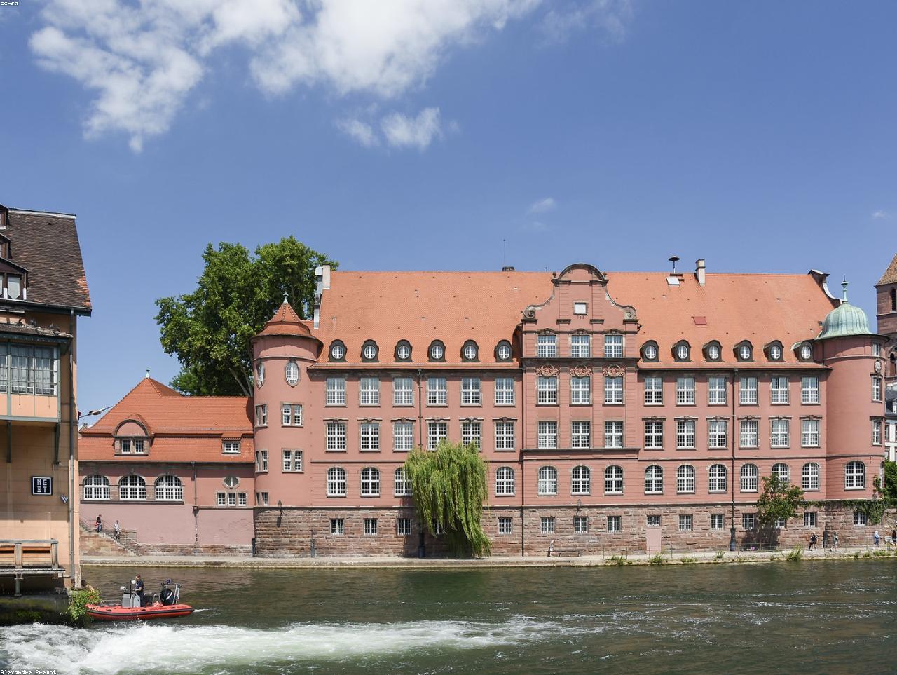 إعلان تجريبي مخازن و مستودعات 07